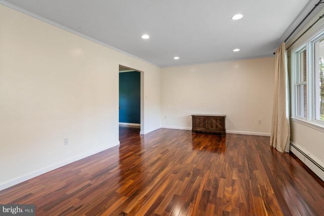 915 Lorraine Dr, House other with 4 bedrooms, 3 bathrooms and null parking in FINKSBURG MD | Image 7