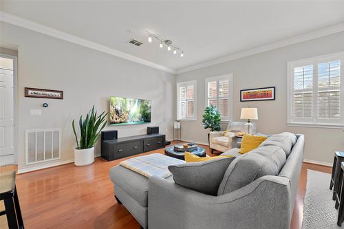 apt-206-2400 Mccue Rd, Houston, TX, 77056-5113 | Card Image