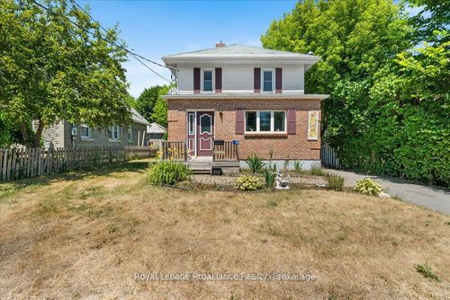 46 Victoria St, Frankford, ON, K0K2C0 | Card Image
