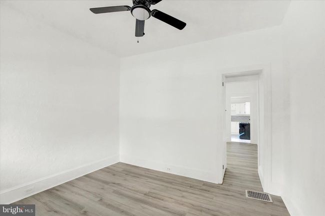 1008 Locust St, Townhouse with 3 bedrooms, 1 bathrooms and null parking in READING PA | Image 5