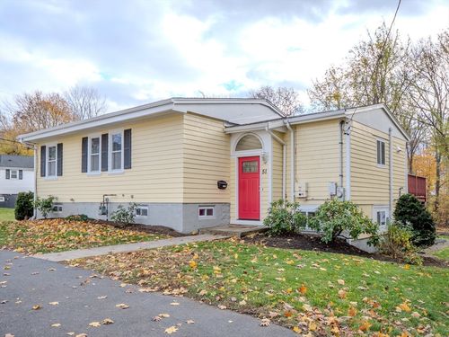51 Lancaster Rd, Dedham, MA, 02026-3910 | Card Image