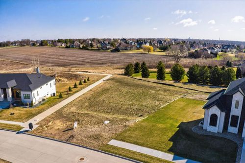 1826 Breckenridge Street, Cedar Falls, IA, 50613 | Card Image