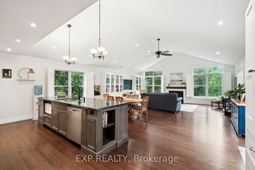 2107 Side Rd, Campbellville, ON, L0P1B0 | Card Image