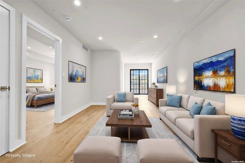 7b-25-25 31st Ave, Astoria, NY, 11106-3607 | Card Image