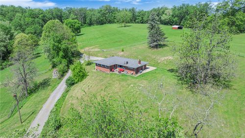 383 Ridgemont Dr, Midland, PA, 15059-2219 | Card Image