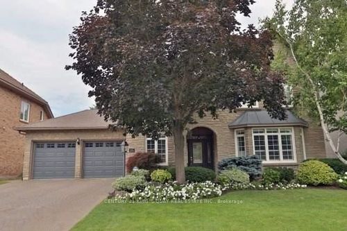 1331 Greeneagle Dr, Oakville, ON, L6M2N1 | Card Image
