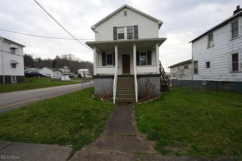 345 Virginia St, New Martinsville, WV, 26155-1965 | Card Image