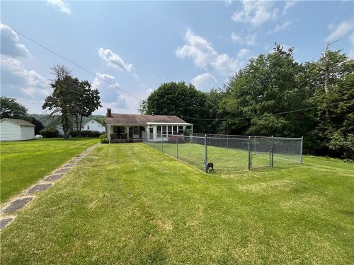 807 Sutton St, Punxsutawney, PA, 15767-1337 | Card Image