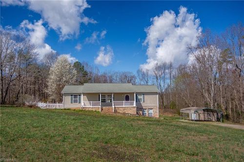311 Fletcher Rd, Union Grove, NC, 28689-9343 | Card Image