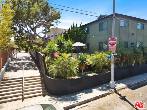 m-119 Paloma Ave, Venice, CA, 90291-2404 | Card Image