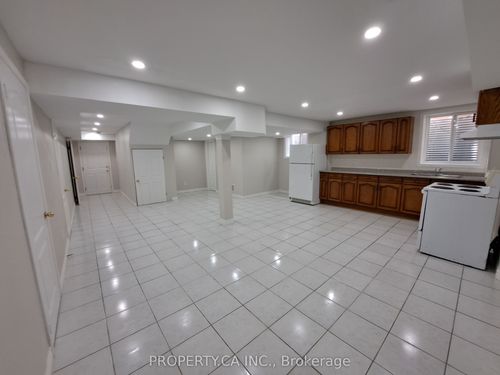 bsmt-135 Sunny Meadow Blvd, Brampton, ON, L6R2H8 | Card Image