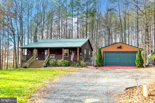 699 George James Loop, RADIANT, VA, 22732-3301 | Card Image