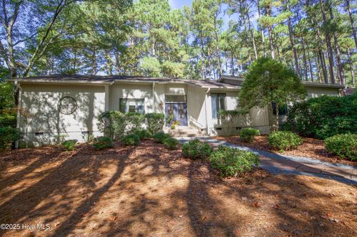 12 Whithorn Ct, Pinehurst, NC, 28374-9753 | Card Image