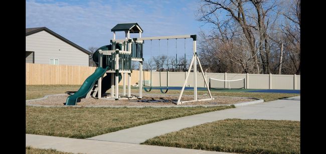 Community play area | Image 26