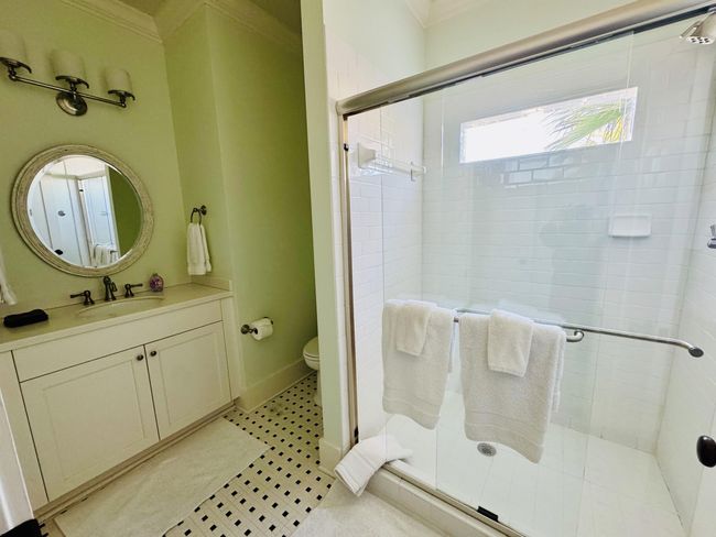 Queen Room Bath | Image 24