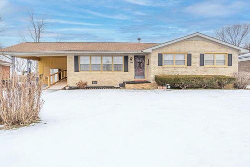 3030 Clover Ln, Hopkinsville, KY, 42240-8957 | Card Image