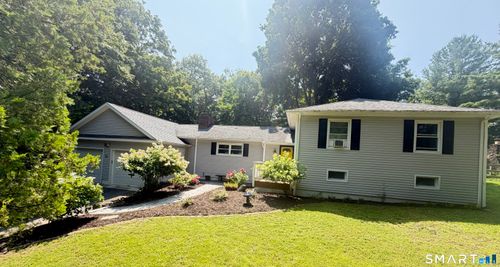 11 Hall Passway, Danbury, CT, 06811-5105 | Card Image