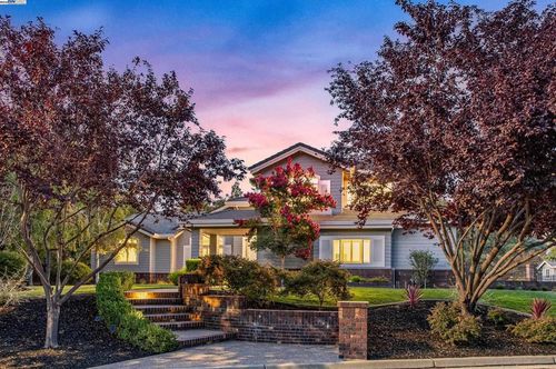1398 Benedict Ct, Pleasanton, CA, 94566-7556 | Card Image