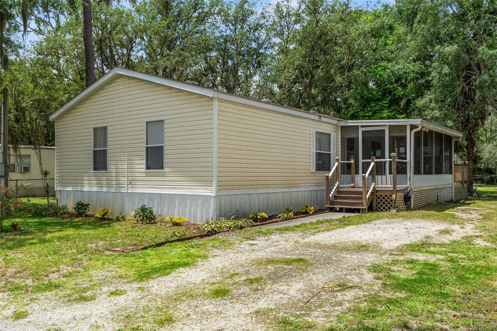 Clear Lake Dr, New Port Richey, FL 34654