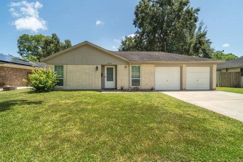 9405 Vicksburg Avenue, Texas City, TX, 77591 | Card Image