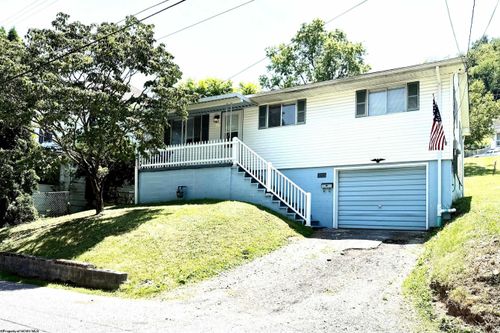 1615 Fairmont Ave, Clarksburg, WV, 26301-2425 | Card Image