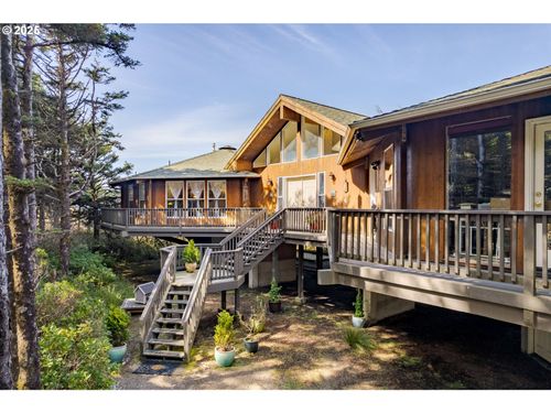 3735 Highway 101 N, Yachats, OR, 97498-9432 | Card Image