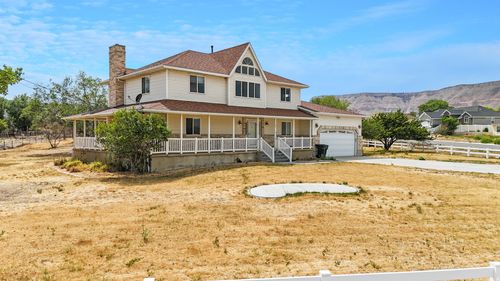 190 E 600 N, Ferron, UT, 84523-7766 | Card Image