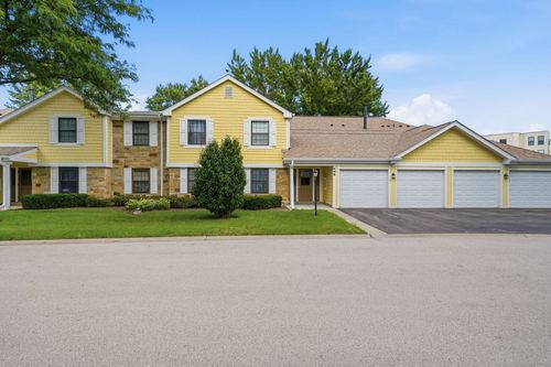 c1-496 Thornhill Ln, Wheeling, IL, 60090-2361 | Card Image