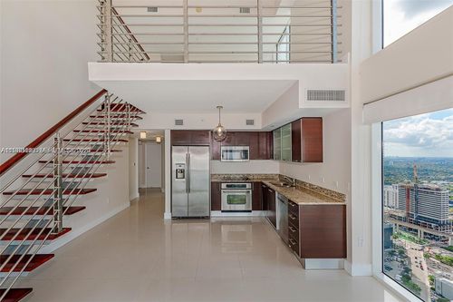 apt-2417-41 Se 5th St, Miami, FL, 33131-2551 | Card Image