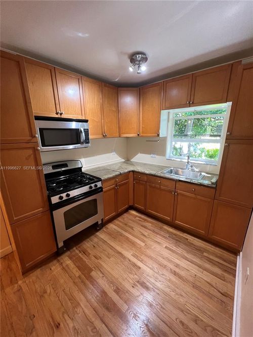 3-115 Ne 14th Ave, Fort Lauderdale, FL, 33301-1703 | Card Image