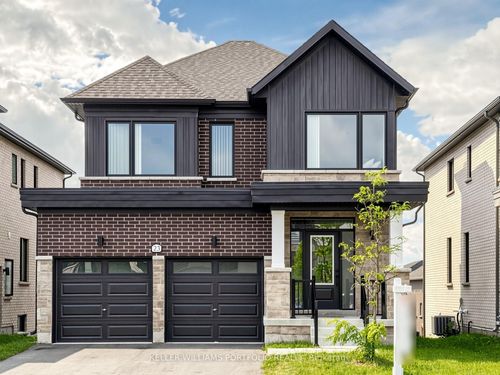 23 Rosanne Cir, Wasaga Beach, ON, L9Z0N4 | Card Image