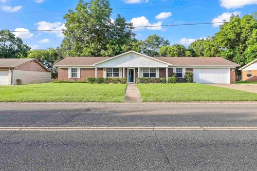 104 Cheryl Street, Longview, TX, 75604 | Card Image