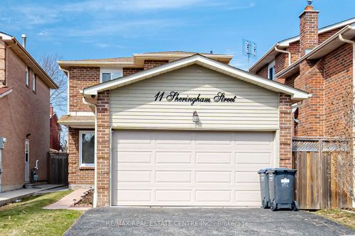 11 Sheringham St, Brampton, ON, L6Z2P5 | Card Image