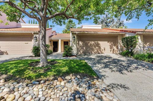 142 Calle Larga, Los Gatos, CA, 95032 | Card Image