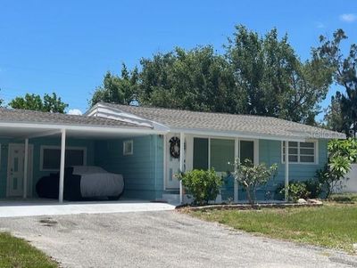 1601 Lemon Bay Drive, House other with 2 bedrooms, 1 bathrooms and null parking in Venice FL | Image 2