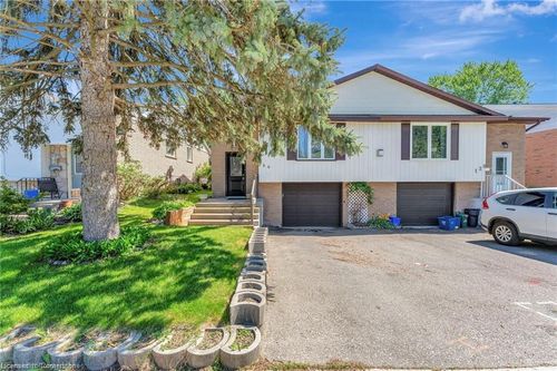 130 Ashgrove Ave, Brantford, ON, N3R5X3 | Card Image