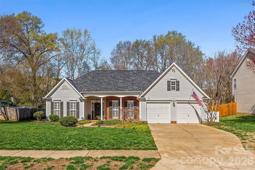 13826 Hatton Cross Dr, Charlotte, NC, 28278-7828 | Card Image