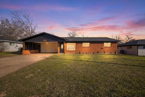 213 Southview Dr, Henderson, TX, 75654-4723 | Card Image