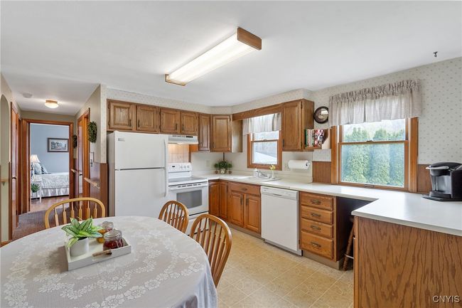 Kitchen | Image 14