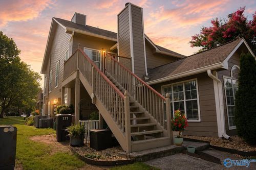 201 Waters Edge Ln, Madison, AL, 35758-2578 | Card Image