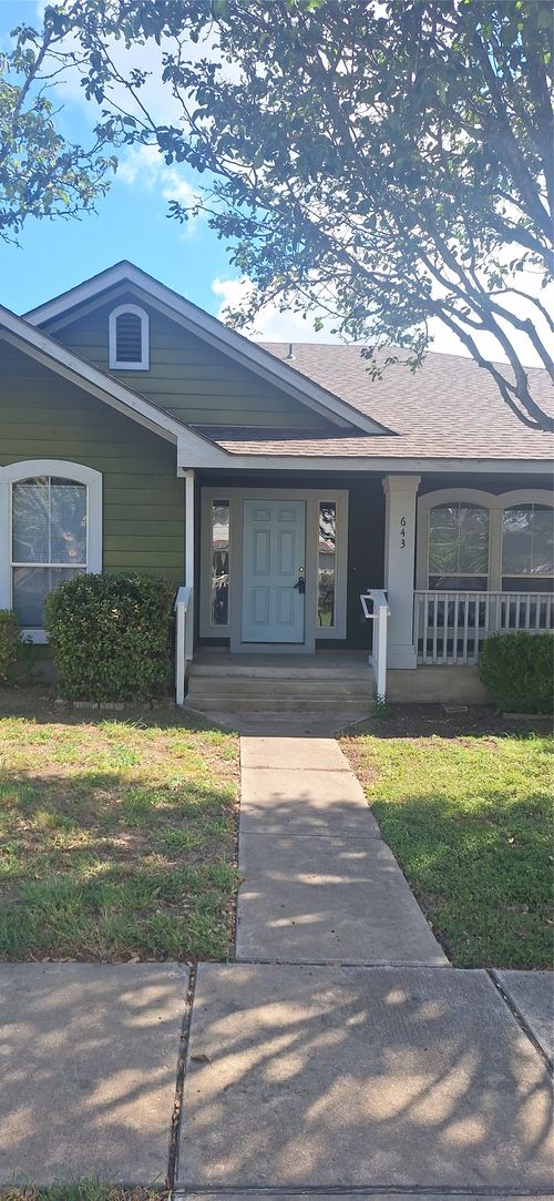 643 Hogan, Kyle, TX, 78640 | Card Image