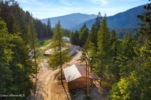 452 Ruby Creek Rd, Naples, ID, 83847 | Card Image
