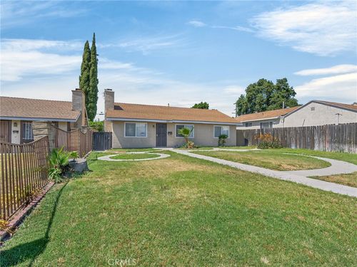 8217 Laurel Canyon Blvd, North Hollywood, CA, 91605-1432 | Card Image