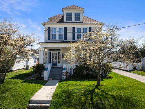313 5th St, Glen Dale, WV, 26038-1503 | Card Image