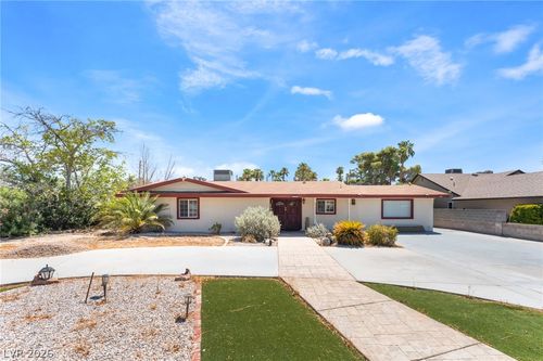 501 Lacy Lane, Las Vegas, NV, 89107 | Card Image