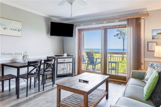 APT-210 - 4 N Forest Beach Dr, Condo with 1 bedrooms, 1 bathrooms and null parking in Hilton Head Island SC | Image 7