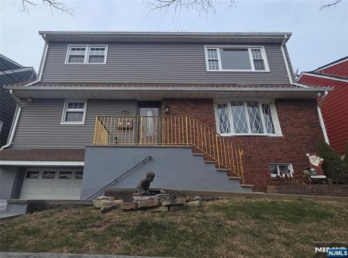 413 Farnham Ave, Lodi, NJ, 07644-1204 | Card Image