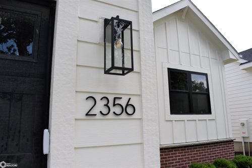 2356 River Rd, Iowa Falls, IA, 50126-7725 | Card Image