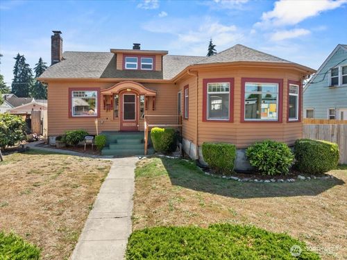 1432 S 56th Street, Tacoma, WA, 98408 | Card Image