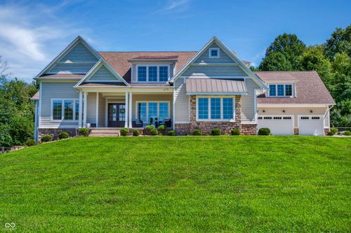 3823 Buckley Court, Columbus, IN, 47203 | Card Image